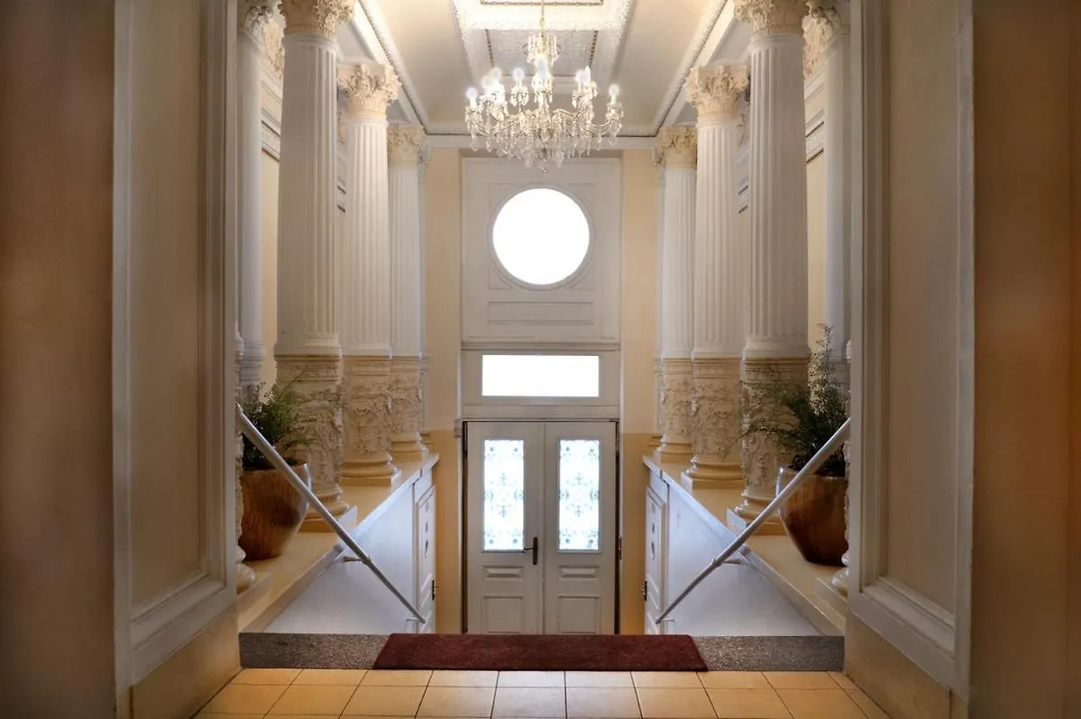 Prague Apartment Royal